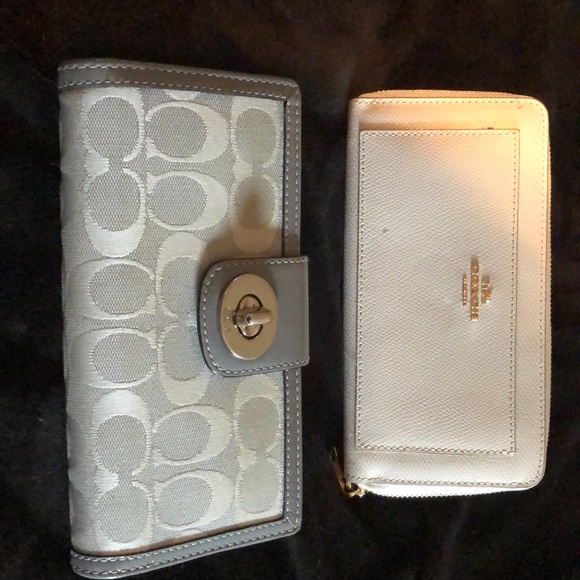 Wallets - Picture 1 of 3